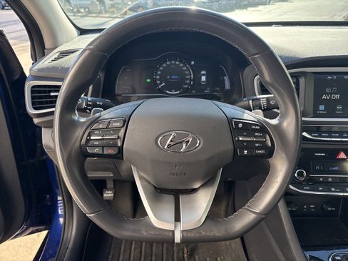 Used 2019 Hyundai Ioniq SEL image 18