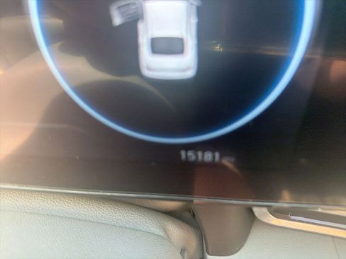 Used 2024 Hyundai Elantra SEL FWD image 17