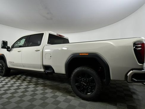 Used 2026 GMC Sierra 3500 AT4 image 14