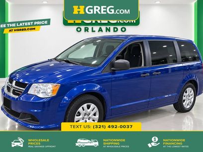 Used 2020 Dodge Grand Caravan SE w/ UConnect Hands-Free Group