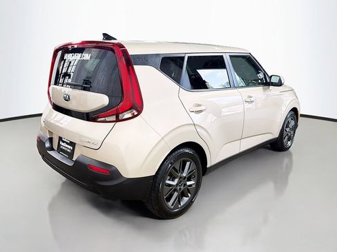 Used 2020 Kia Soul EX FWD image 9
