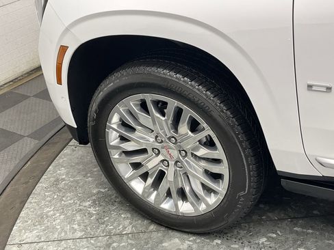 Certified 2025 GMC Yukon XL Denali w/ Sun & Power Step Package image 7