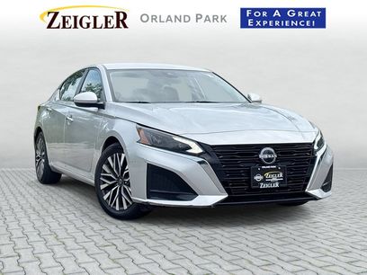 Used 2023 Nissan Altima 2.5 SV