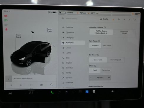 Used 2023 Tesla Model Y Long Range image 26