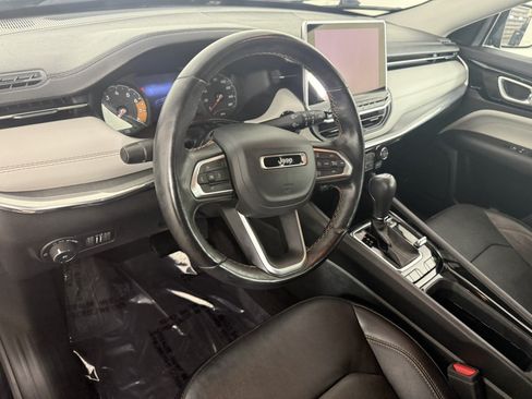 Used 2022 Jeep Compass Limited AWD/4WD image 15