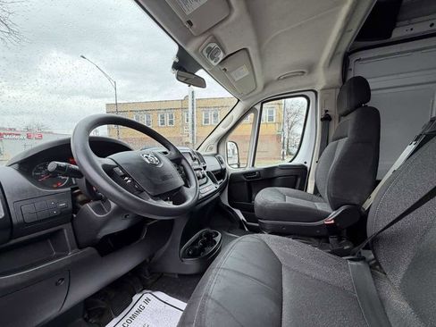 Used 2021 RAM ProMaster 2500 image 13