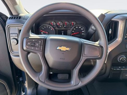 Used 2022 Chevrolet Silverado 1500 Custom image 24