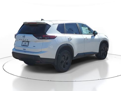 New 2026 Nissan Rogue SV AWD/4WD image 4