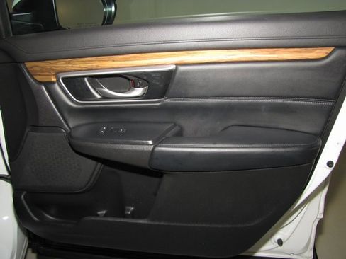 Used 2020 Honda CR-V EX-L image 21