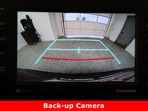 Used 2021 Toyota RAV4 XLE image 21