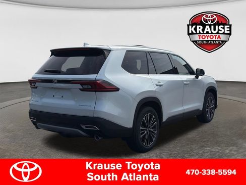 New 2026 Toyota Grand Highlander AWD Hybrid image 8
