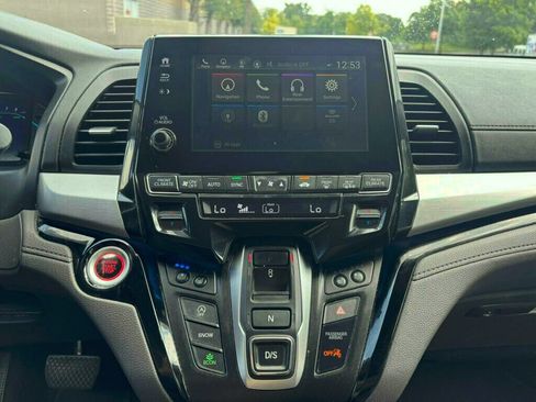 Used 2018 Honda Odyssey Elite image 27