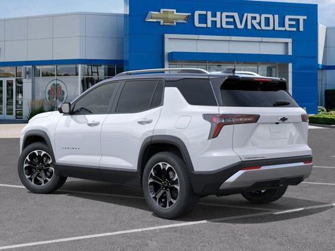 New 2026 Chevrolet Equinox LT image 3