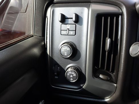 Used 2017 Chevrolet Silverado 1500 LT w/ All Star Edition AWD/4WD image 24