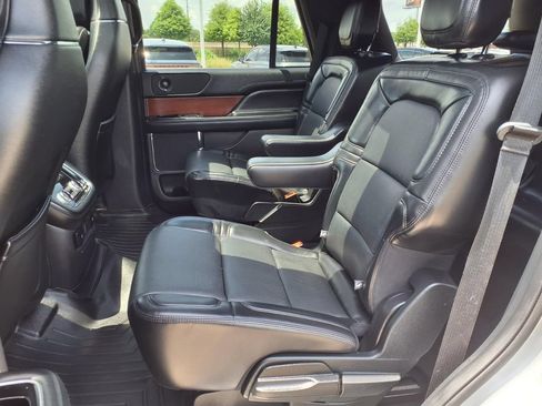 Used 2020 Lincoln Navigator Reserve AWD/4WD image 26