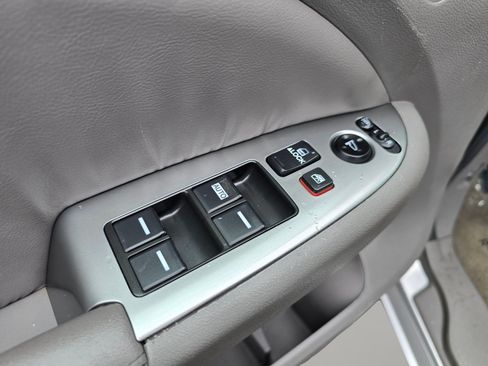 Used 2010 Honda Odyssey EX-L image 33