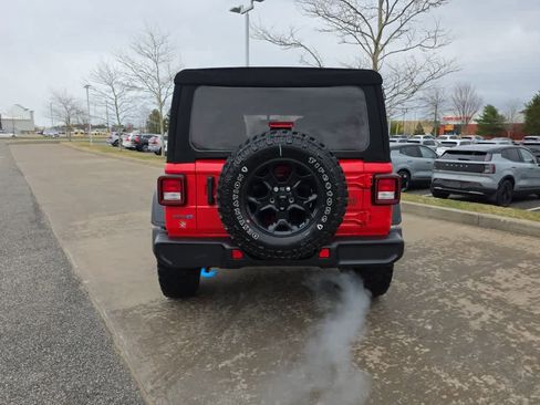 Used 2023 Jeep Wrangler Unlimited w/ 8.4" Radio Group AWD/4WD image 5