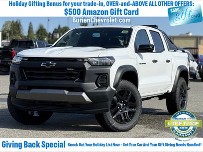 New 2025 Chevrolet Colorado Trail Boss w/ Midnight Edition
