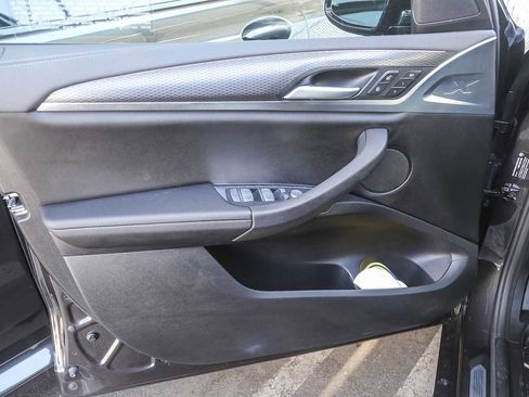 Used 2024 BMW X3 M40i image 17