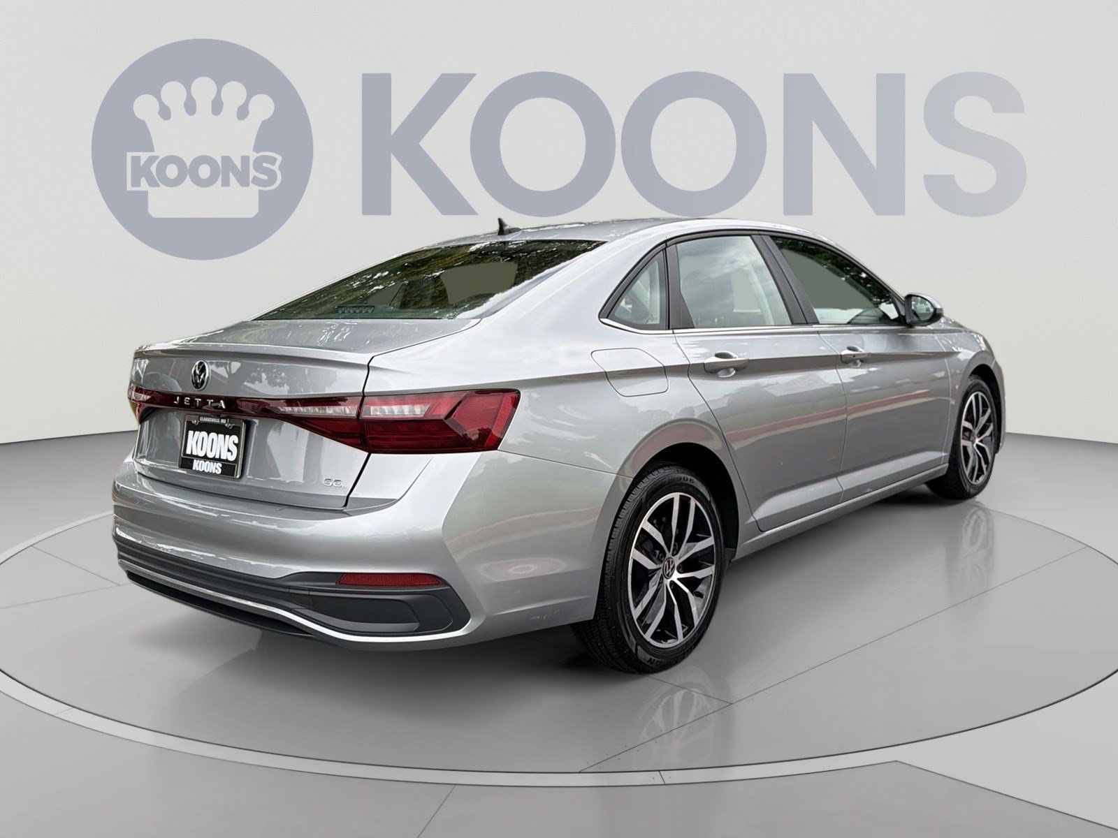 Used 2025 Volkswagen Jetta SE FWD image 7
