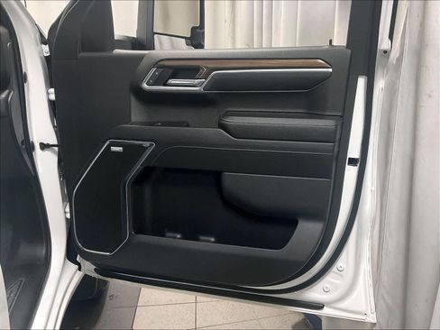 Used 2022 Chevrolet Silverado 1500 RST w/ Convenience Package II image 12