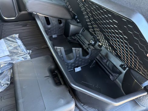 New 2026 GMC Sierra 2500 Denali w/ Denali Reserve Package image 33