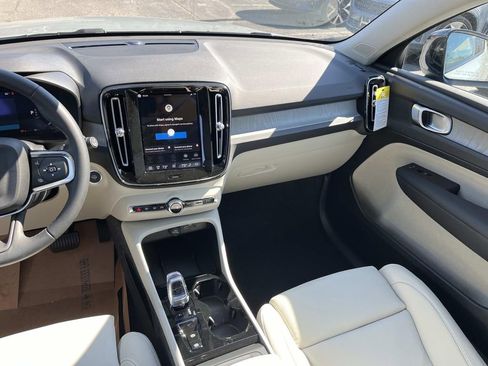 New 2026 Volvo XC40 B5 Plus w/ Protection Package Premier image 15