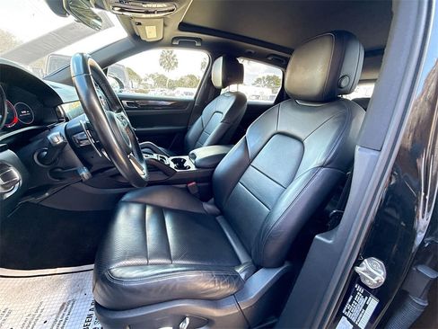 Used 2019 Porsche Cayenne image 21
