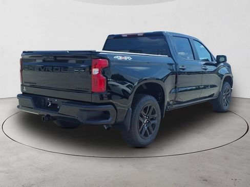 New 2026 Chevrolet Silverado 1500 Custom w/ LPO, Dark Essentials Package AWD/4WD image 5