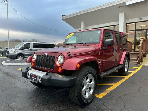 Used 2013 Jeep Wrangler Unlimited Sahara w/ Dual Top Group image 3