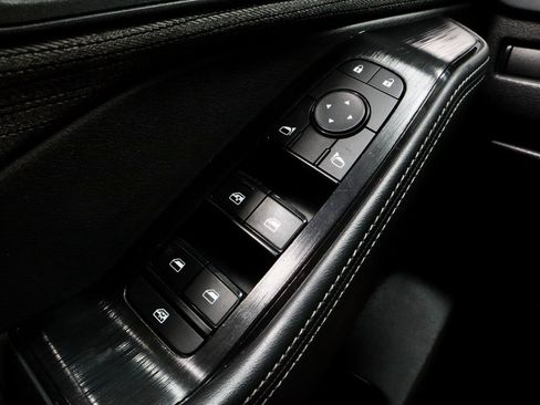 Certified 2022 Nissan Rogue SV image 26