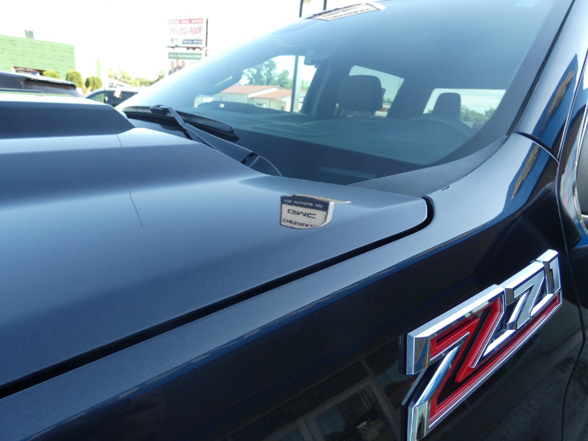 Certified 2023 Chevrolet Silverado 1500 Custom Trail Boss AWD/4WD image 7