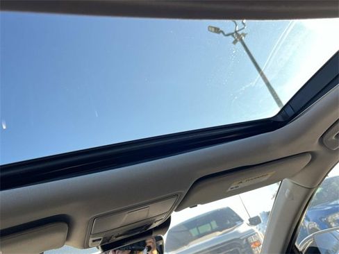 Used 2018 Acura TLX image 12