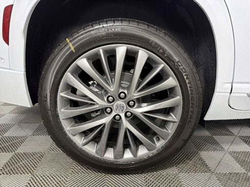 New 2026 Buick Enclave Avenir w/ Super Cruise Package image 17