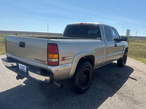 Used 2001 Chevrolet Silverado 1500 LT w/ Ride Control Suspension Pkg image 5