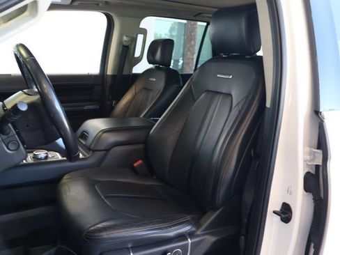 Used 2019 Ford Expedition Platinum RWD image 14