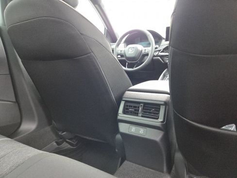 Used 2025 Honda Accord Sport image 22