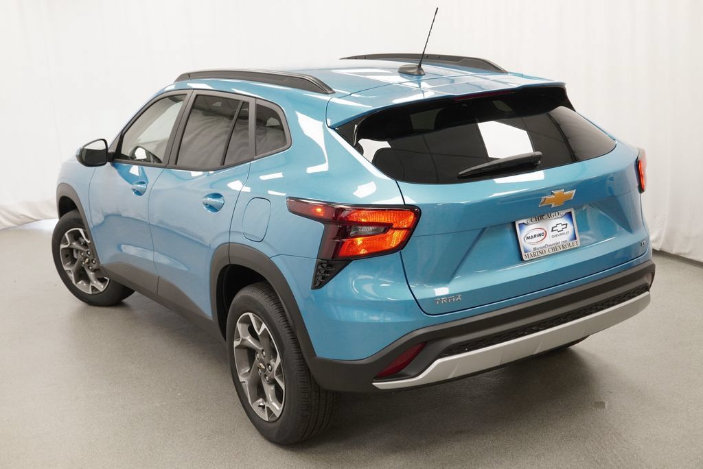 New 2026 Chevrolet Trax LT FWD image 37