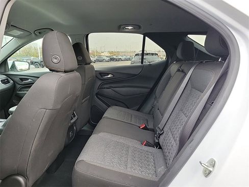 Used 2023 Chevrolet Equinox LT image 15
