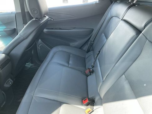 Used 2020 Chevrolet Bolt Premier w/ Infotainment Package FWD image 4