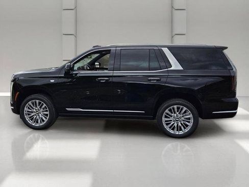 New 2026 Cadillac Escalade Luxury AWD/4WD image 2