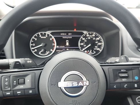 Used 2023 Nissan Rogue SV AWD/4WD image 20