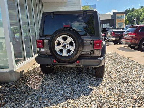 Certified 2022 Jeep Wrangler Unlimited Sport AWD/4WD image 7
