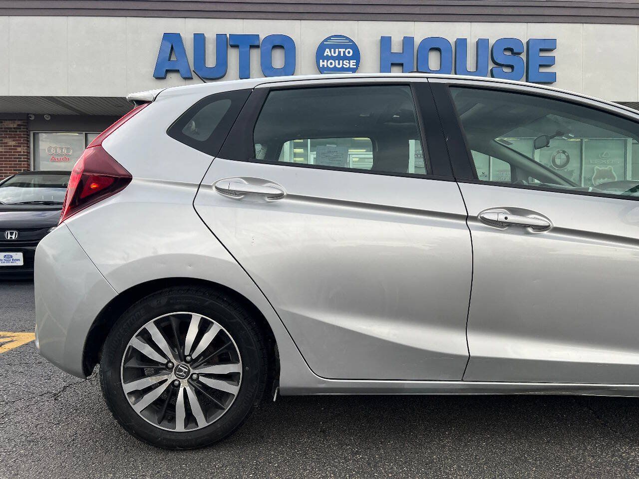 Used 2015 Honda Fit EX image 37