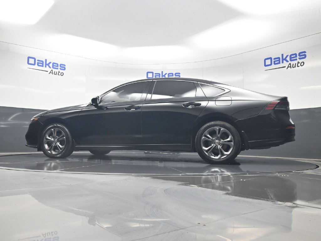 Used 2023 Honda Accord EX image 37