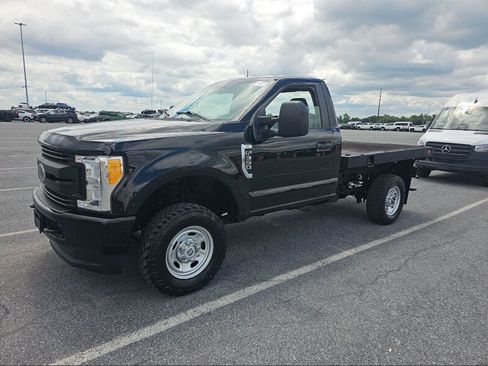 Used 2017 Ford F350 XL AWD/4WD image 2