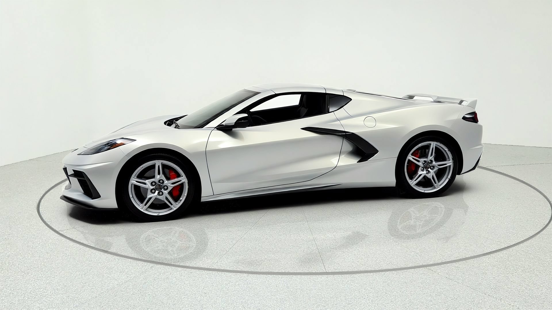 Certified 2023 Chevrolet Corvette Stingray Premium Cpe w/ Z51 Performance Package RWD image 2