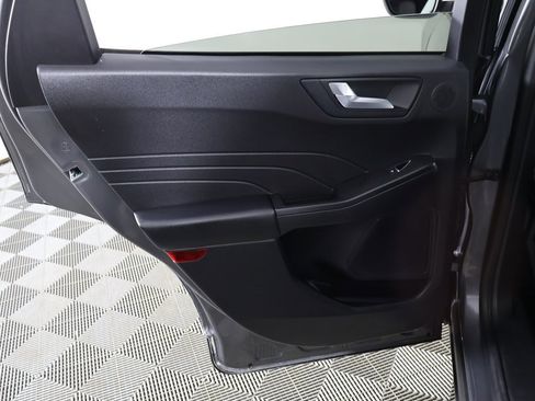 Used 2022 Ford Escape SEL w/ Technology Package image 27