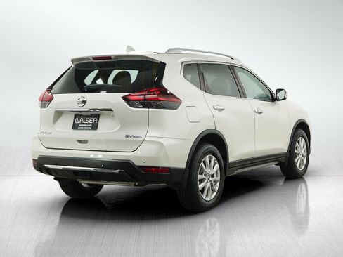 Used 2020 Nissan Rogue SV AWD/4WD image 5