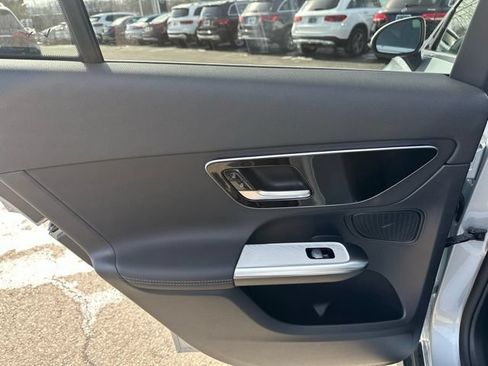 Used 2026 Mercedes-Benz GLC 300 4MATIC image 14